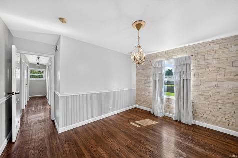 1352 Roelke Drive South Bend IN 46614
