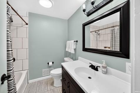 1352 Roelke Drive South Bend IN 46614
