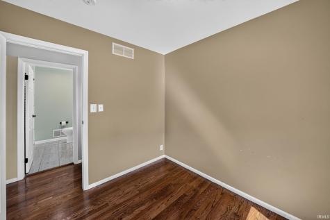 1352 Roelke Drive South Bend IN 46614
