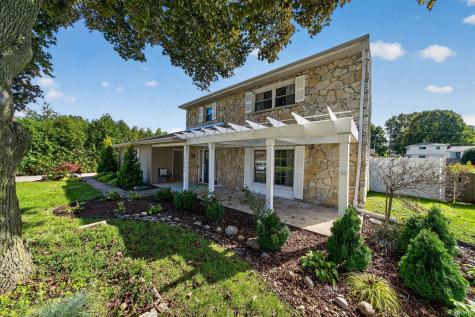 1352 Roelke Drive South Bend IN 46614