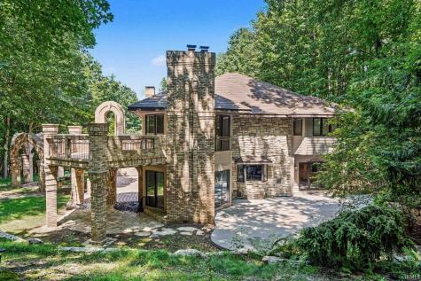 19710 Amberwood Drive Bristol IN 46507