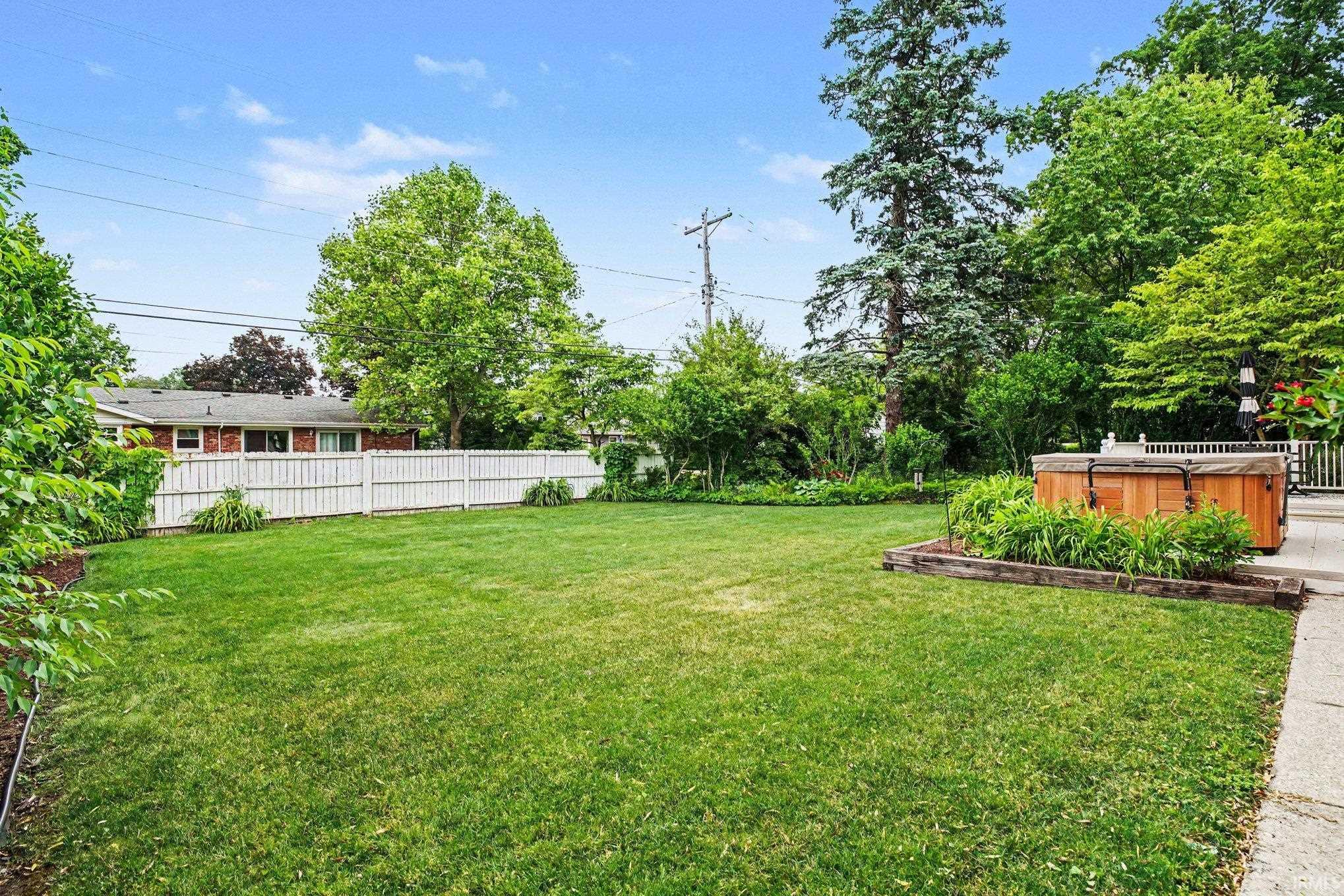 2009 Scottswood Circle South Bend IN 46617