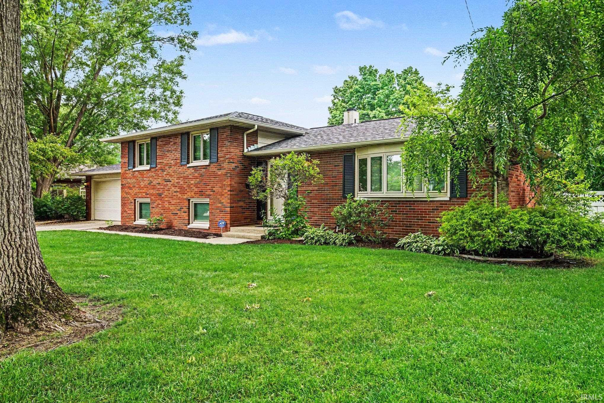 2009 Scottswood Circle South Bend IN 46617