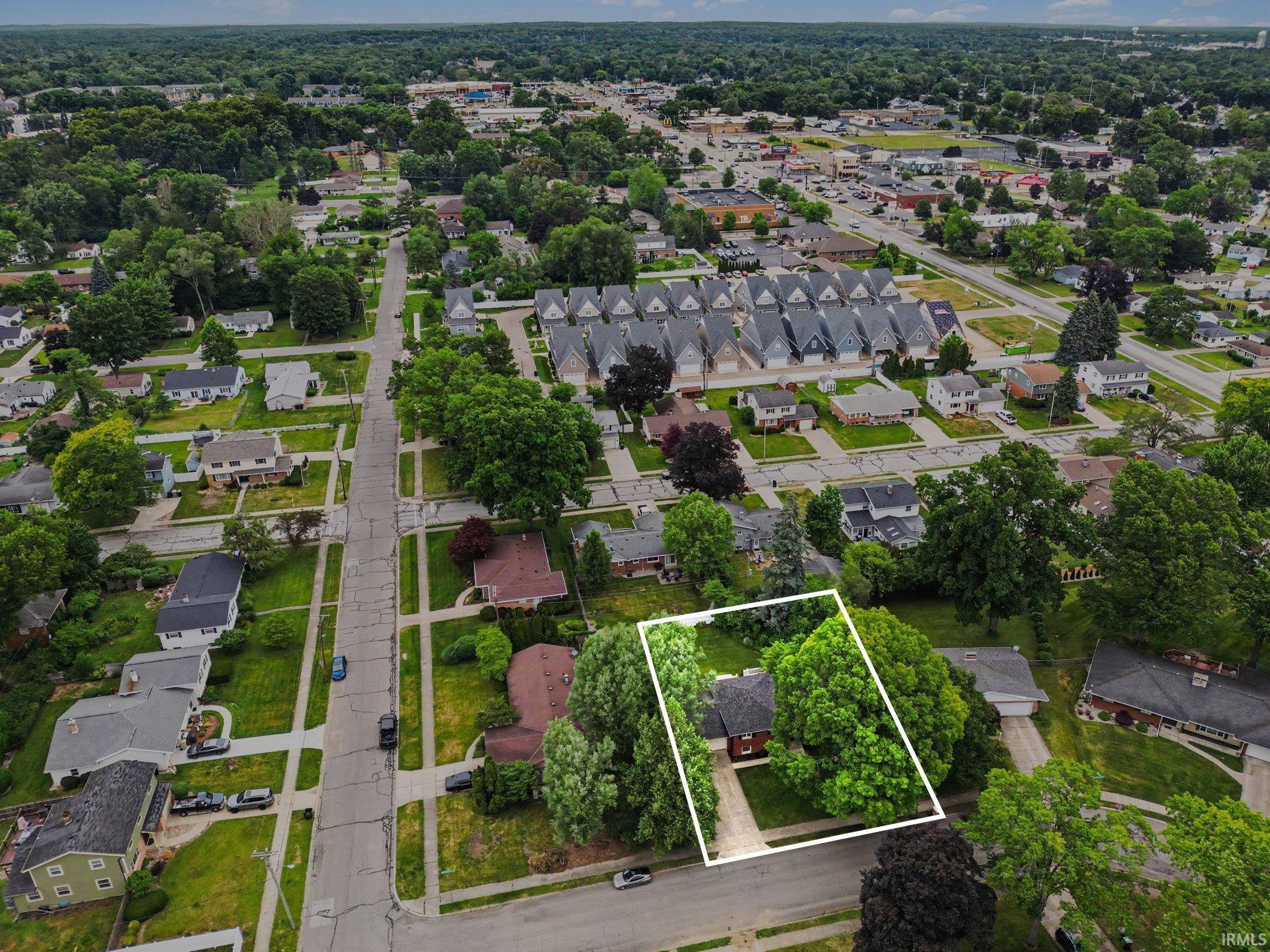 2009 Scottswood Circle South Bend IN 46617