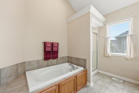 8518 Valencia Place Fort Wayne IN 46835