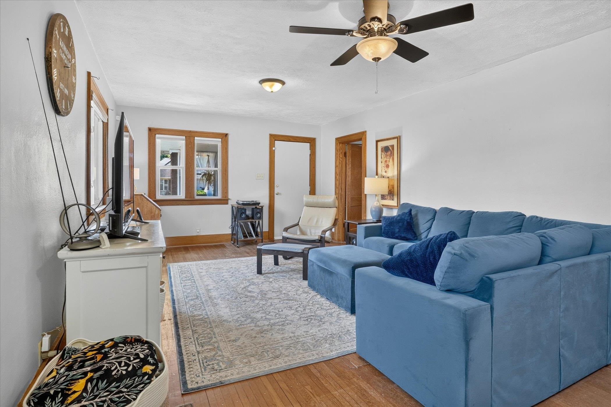 504 W Broadway Street Mishawaka IN 46545