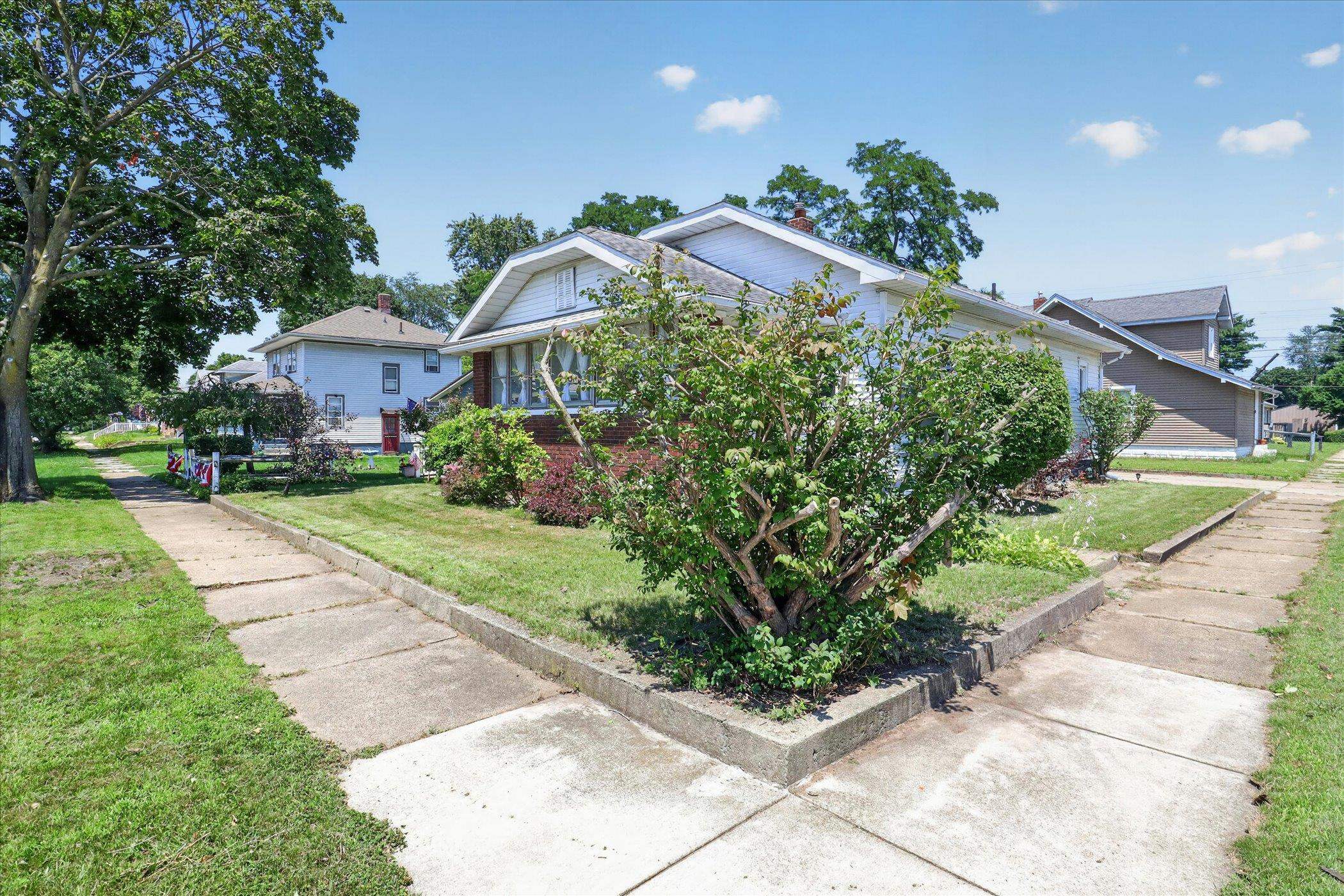 504 W Broadway Street Mishawaka IN 46545