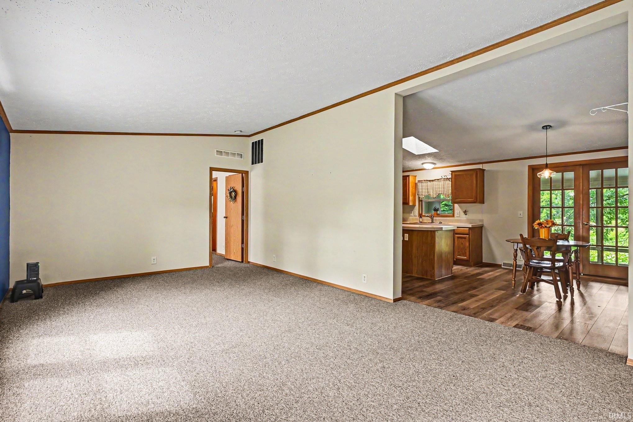 5200 W Lakeview Park Dr Drive Warsaw IN 46580
