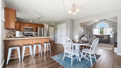 12303 Cliff View Court Fort Wayne IN 46818