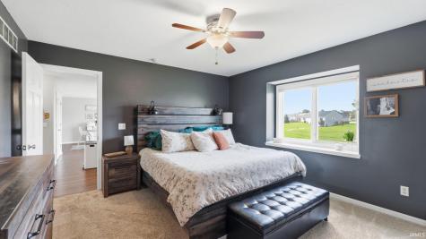 12303 Cliff View Court Fort Wayne IN 46818