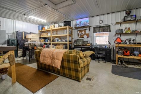 118 E Whipple Road Winamac IN 46996
