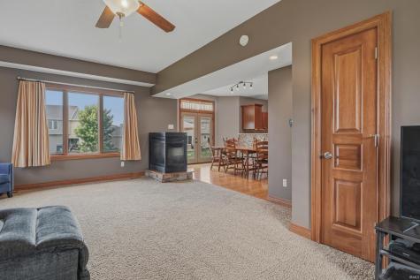 2002 Falcon Ridge Court Fort Wayne IN 46845