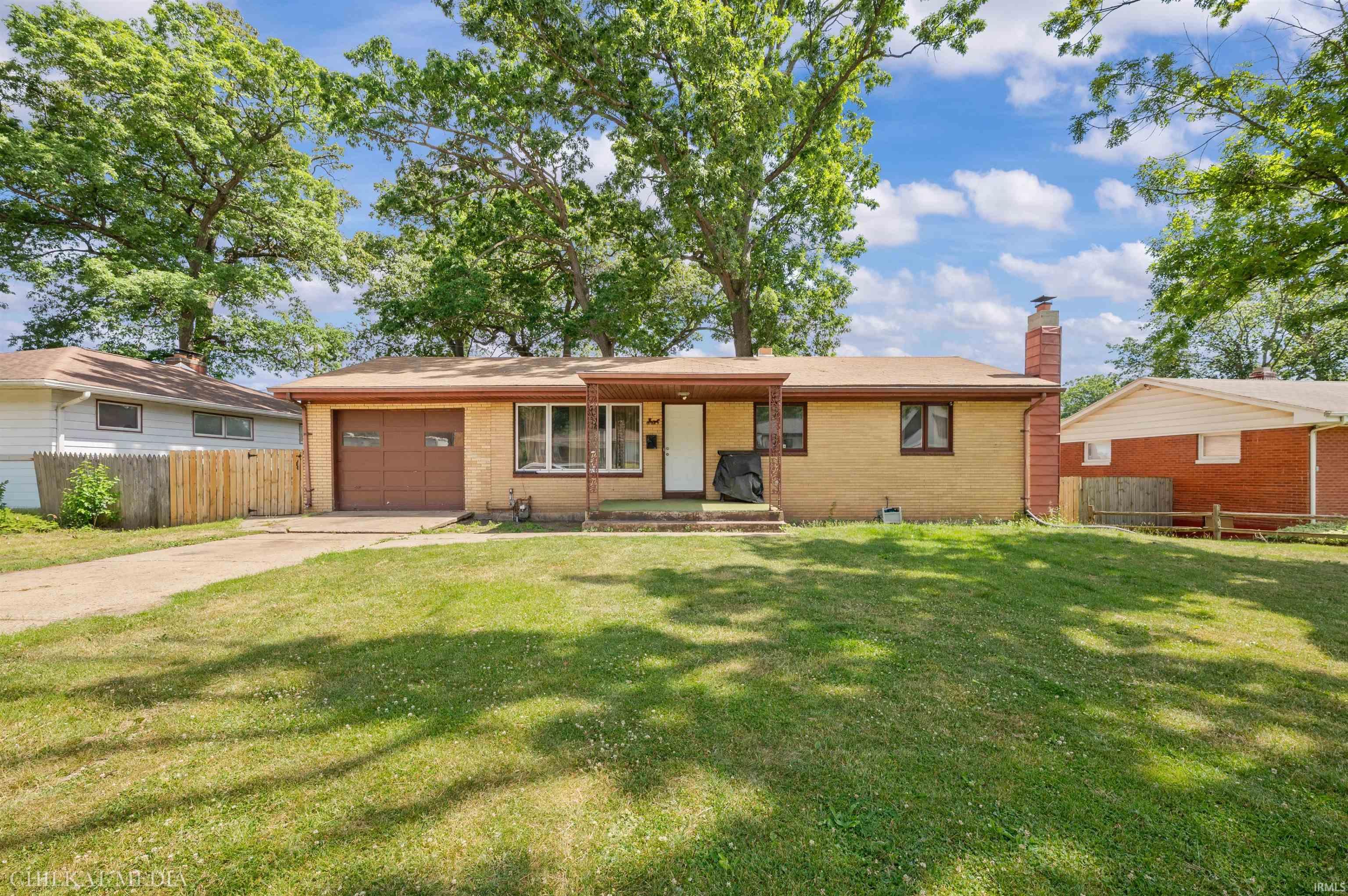 3718 Surrey Lane South Bend IN 46628