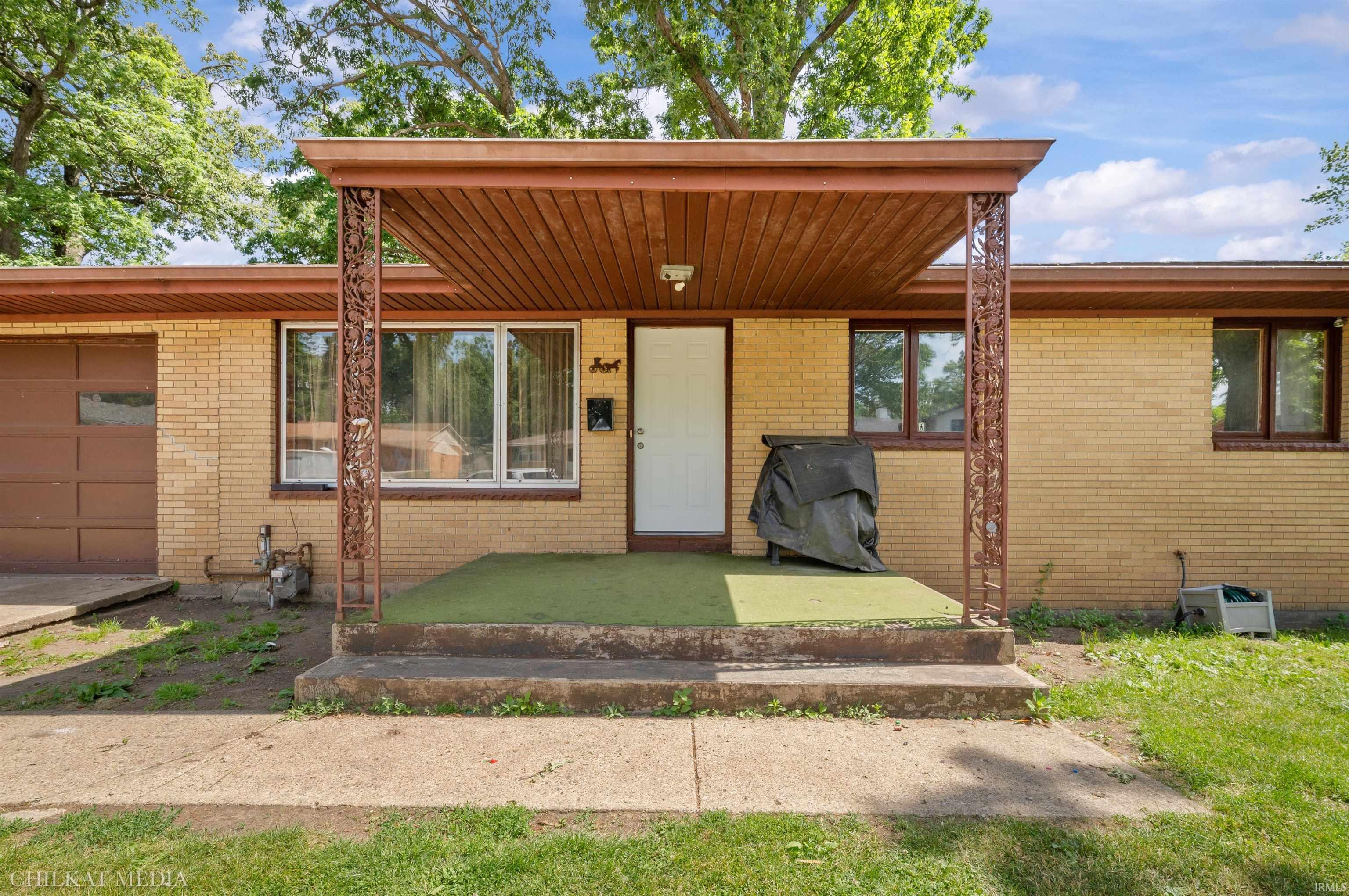 3718 Surrey Lane South Bend IN 46628