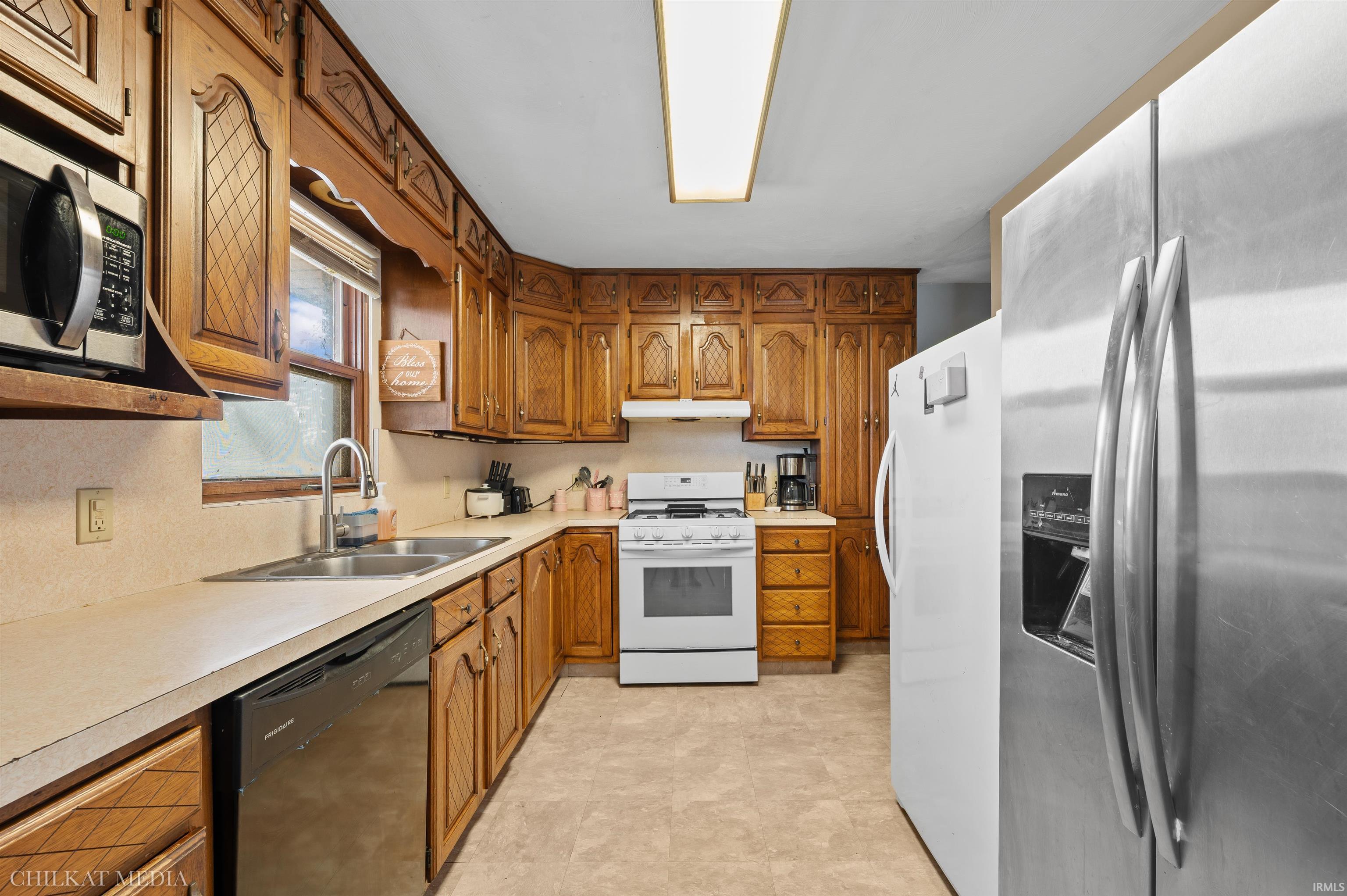 3718 Surrey Lane South Bend IN 46628