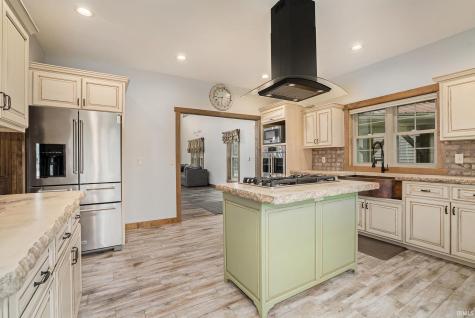 51044 Spotted Eagle Drive Elkhart IN 46514