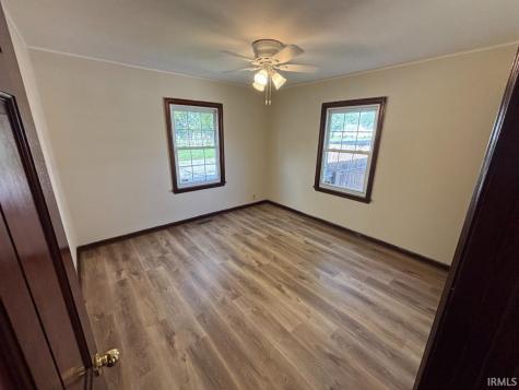 2202 S Pershing Drive Muncie IN 47302