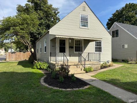 2202 S Pershing Drive Muncie IN 47302