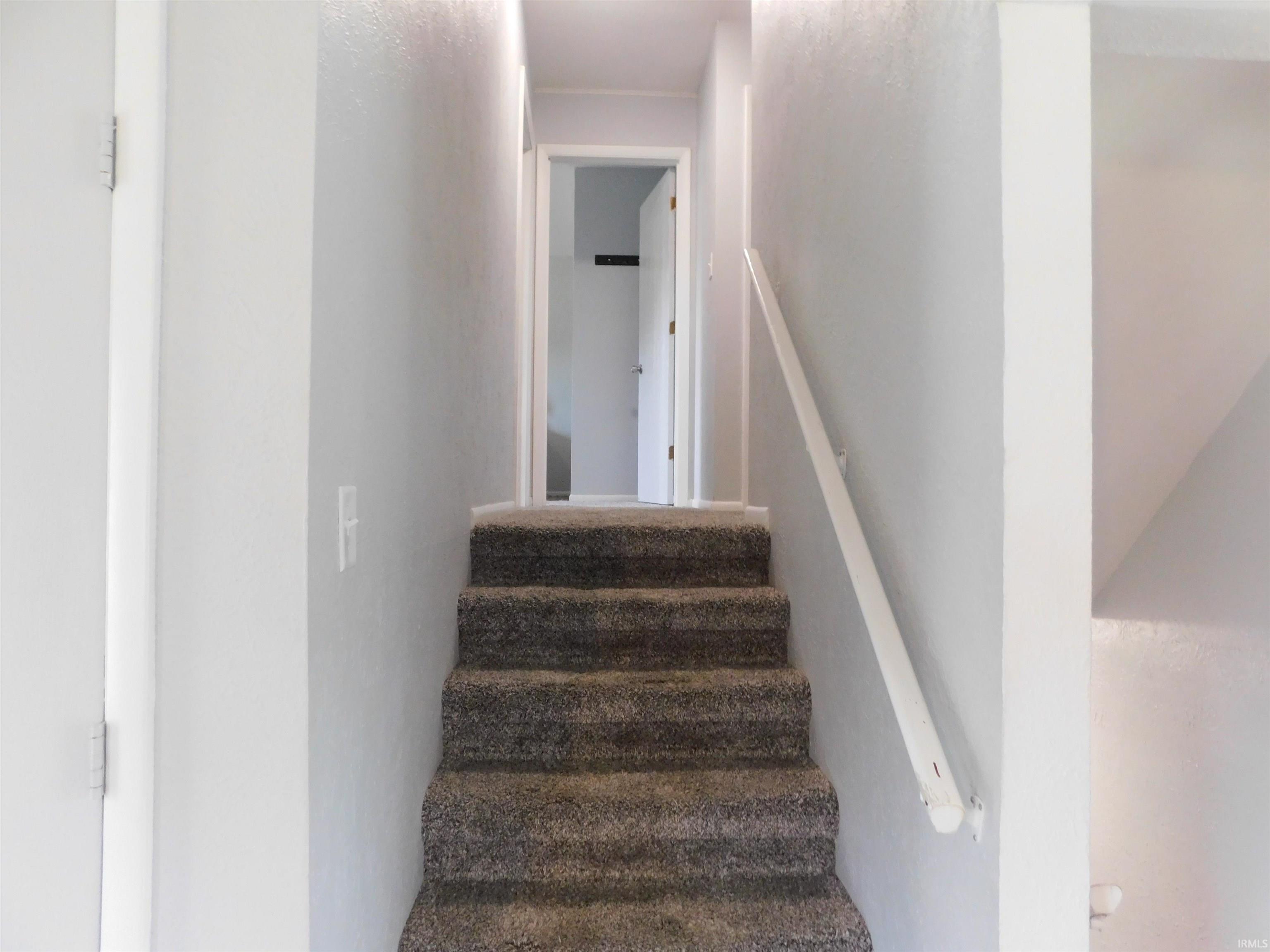27500 Lamplighter Lane Elkhart IN 46514