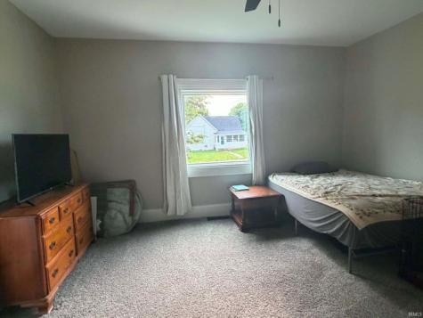 965 S 9th Street Mitchell IN 47446