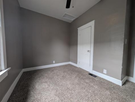 713 S 10 Street Vincennes IN 47591