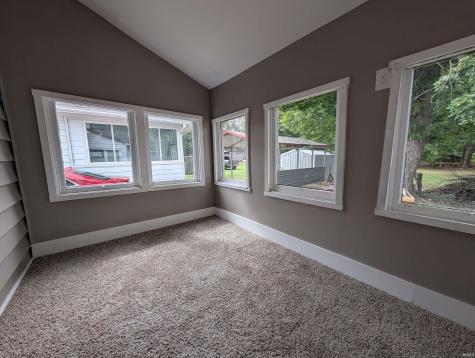 713 S 10 Street Vincennes IN 47591