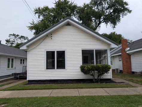 713 S 10 Street Vincennes IN 47591
