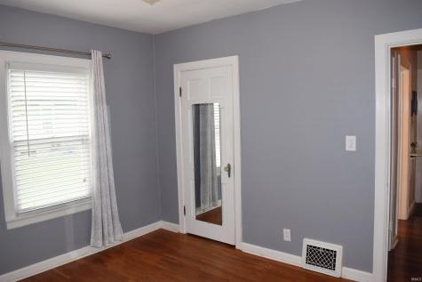 2154 E Gum Street Evansville IN 47714