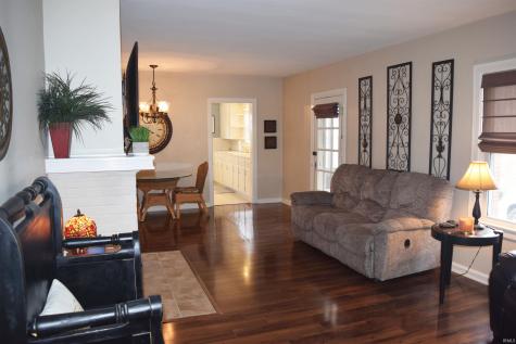 2154 E Gum Street Evansville IN 47714