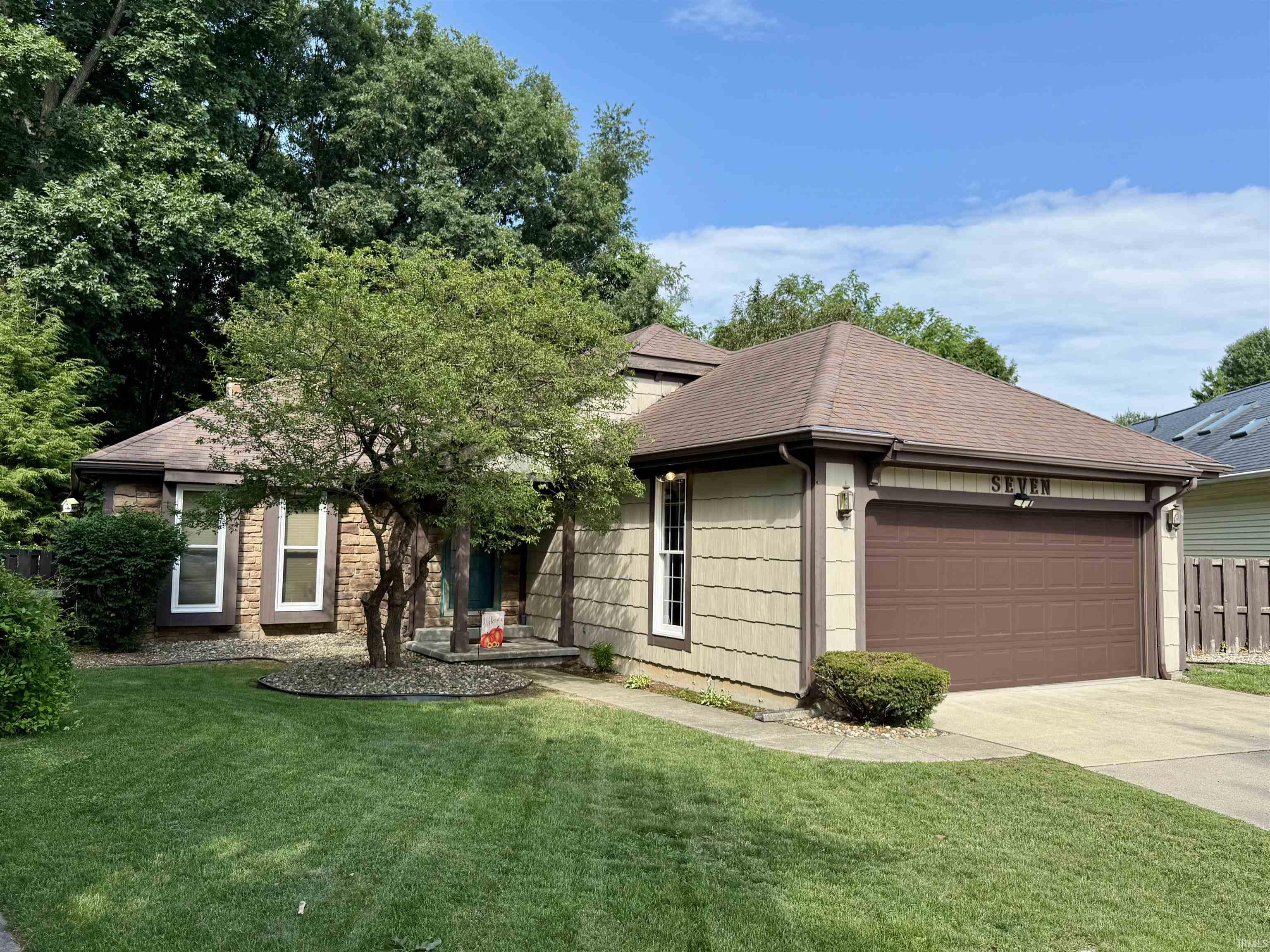 7 Salem Court Elkhart IN 46514