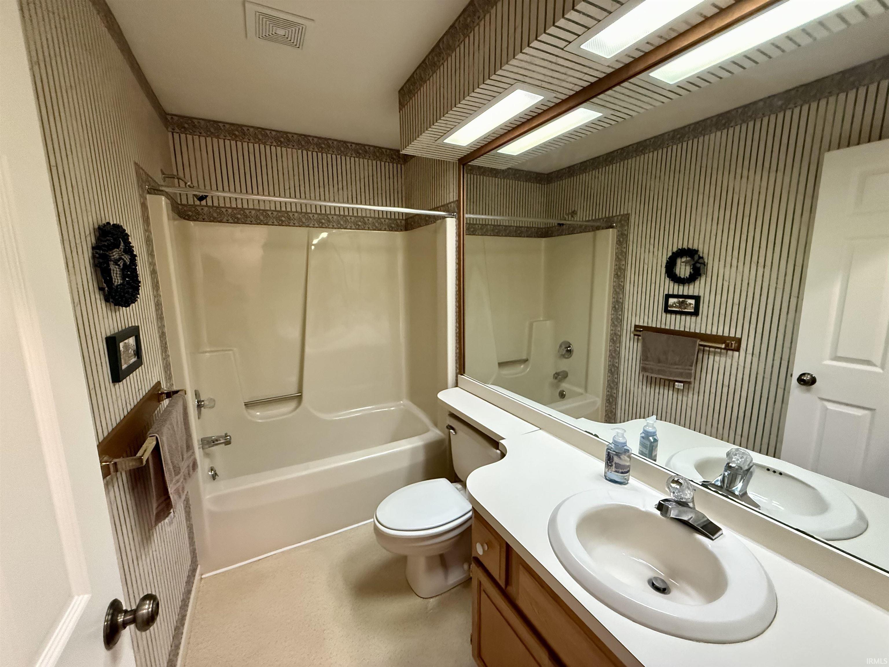 7 Salem Court Elkhart IN 46514