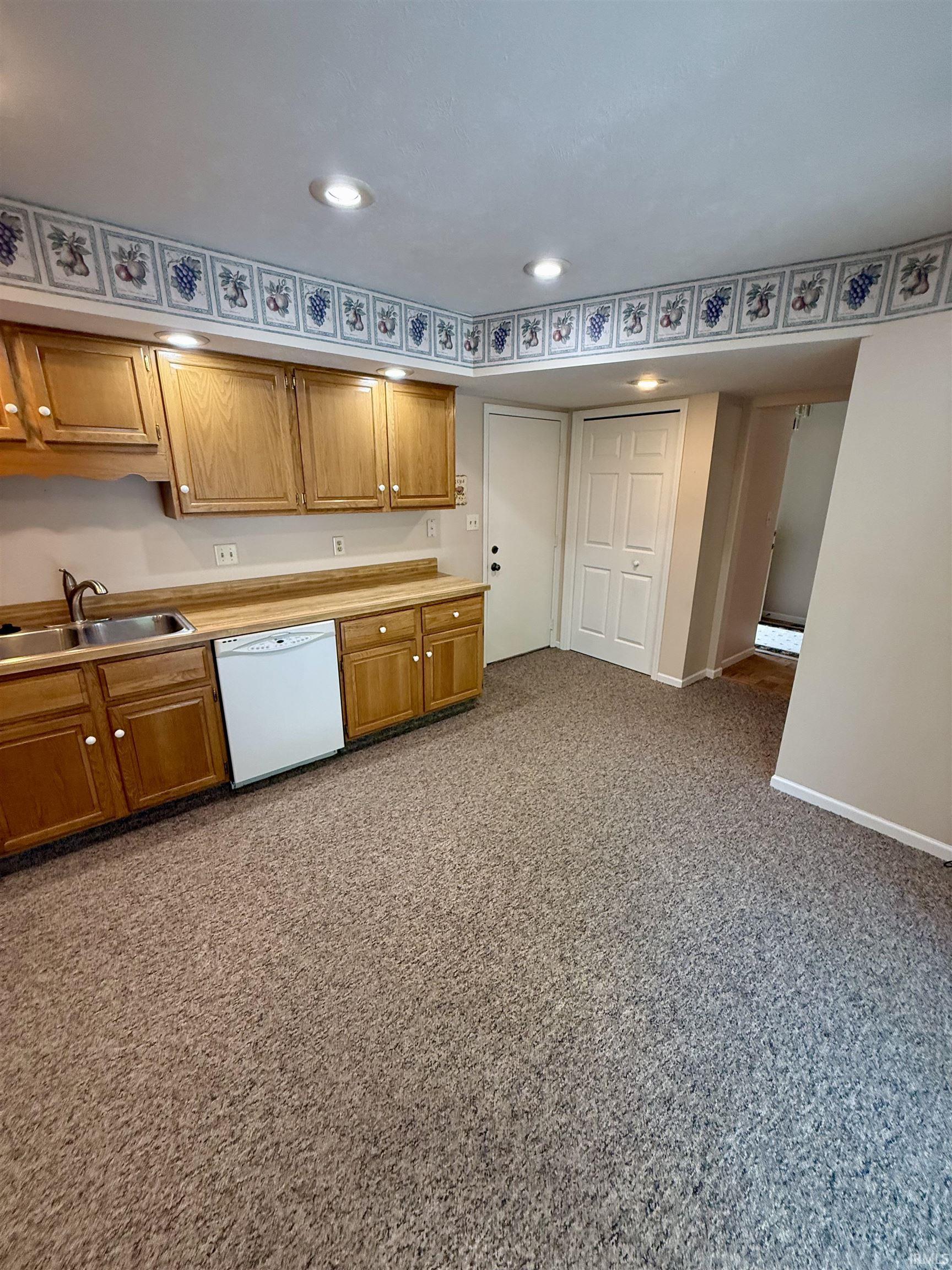 7 Salem Court Elkhart IN 46514
