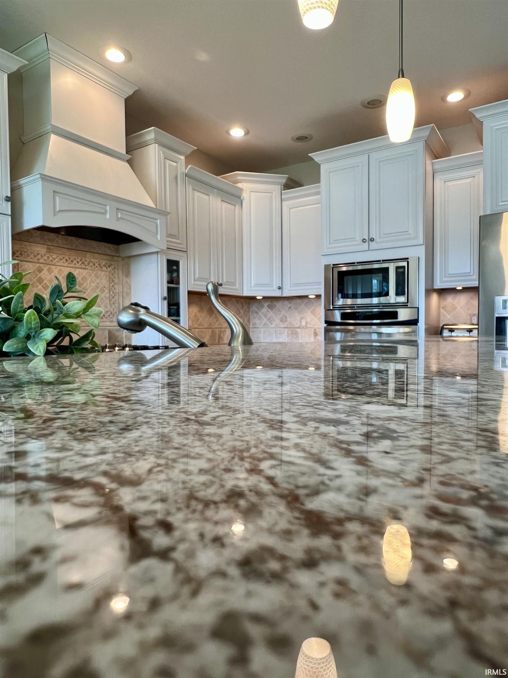 1620 Colonial Drive Rochester IN 46975