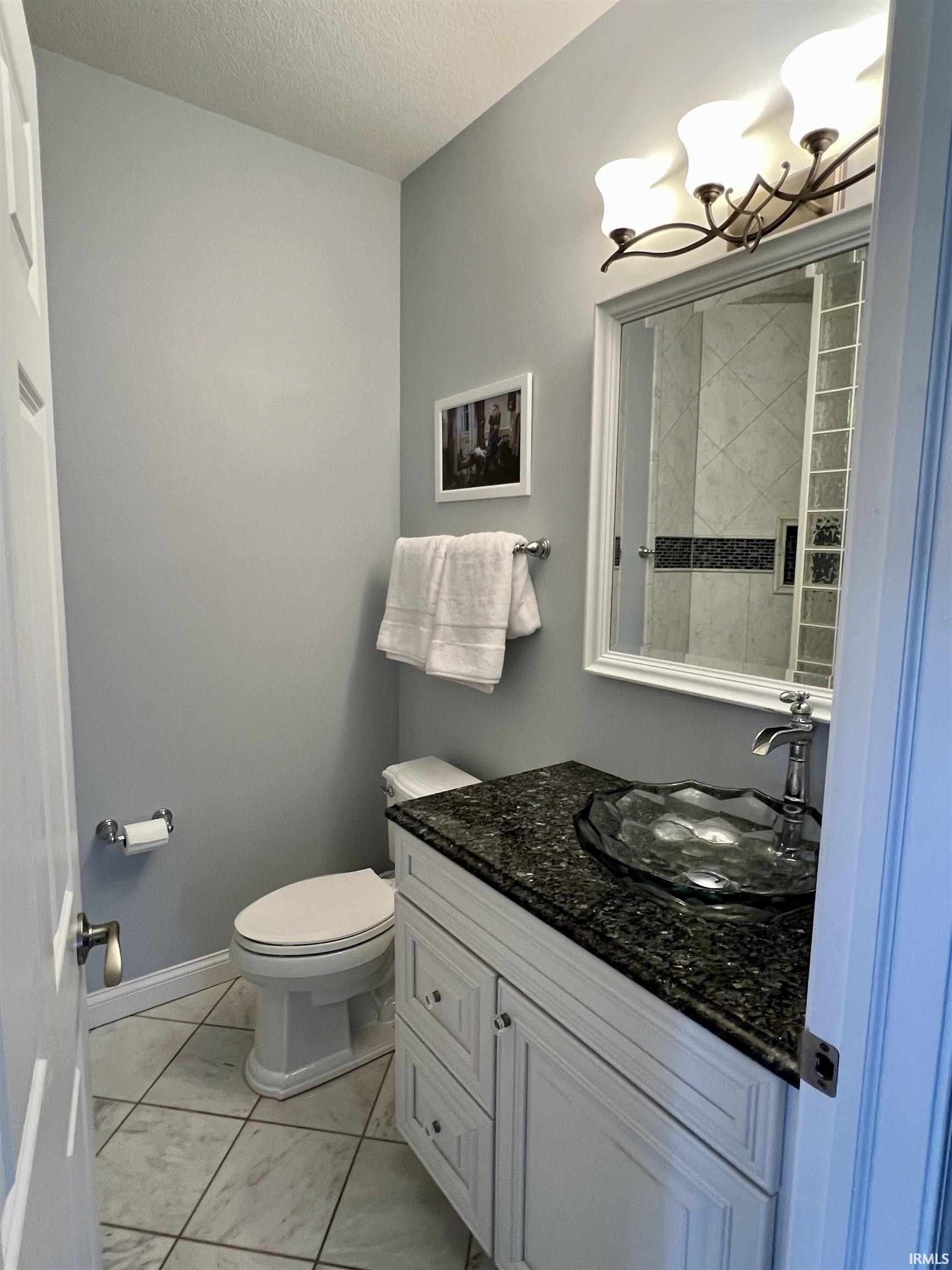 1620 Colonial Drive Rochester IN 46975