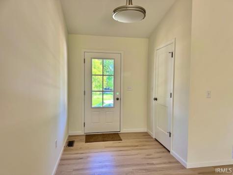 9505 W Arch Street Yorktown IN 47396