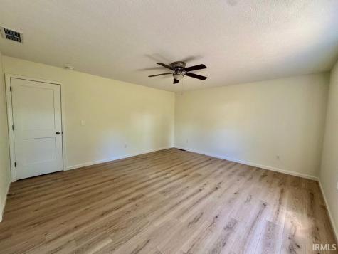 9505 W Arch Street Yorktown IN 47396