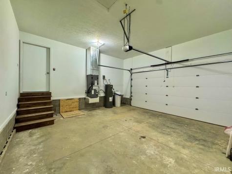 9505 W Arch Street Yorktown IN 47396