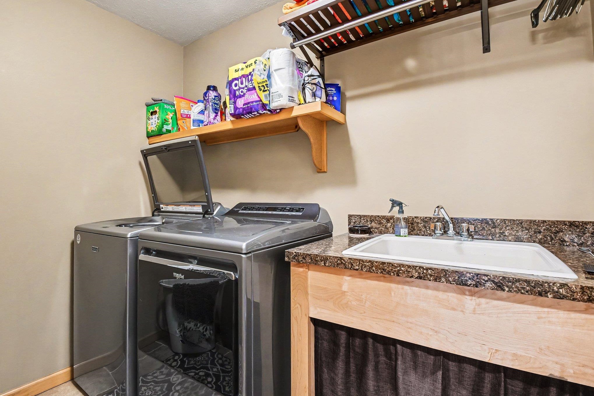 55822 Alverstone Drive Middlebury IN 46540