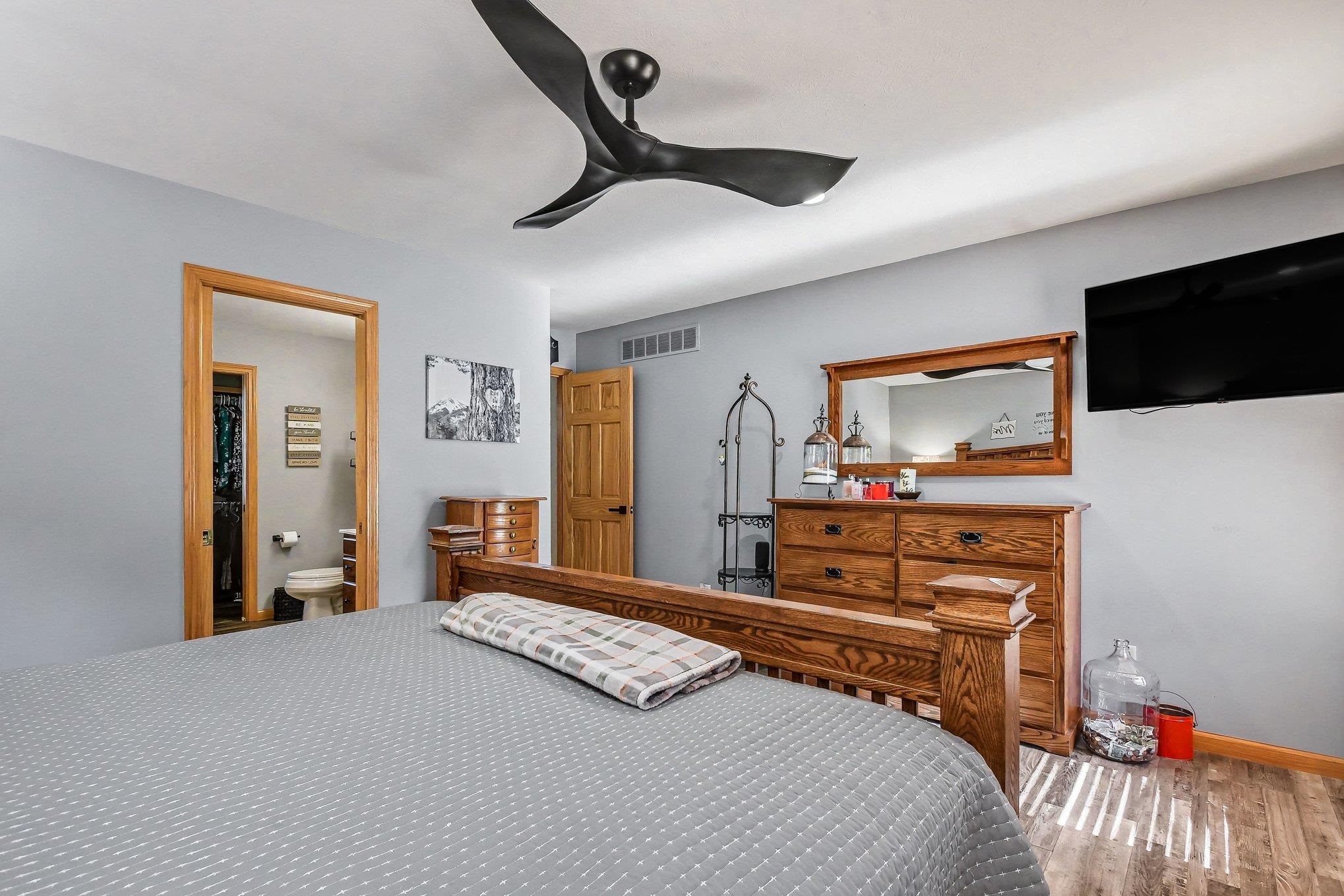 55822 Alverstone Drive Middlebury IN 46540