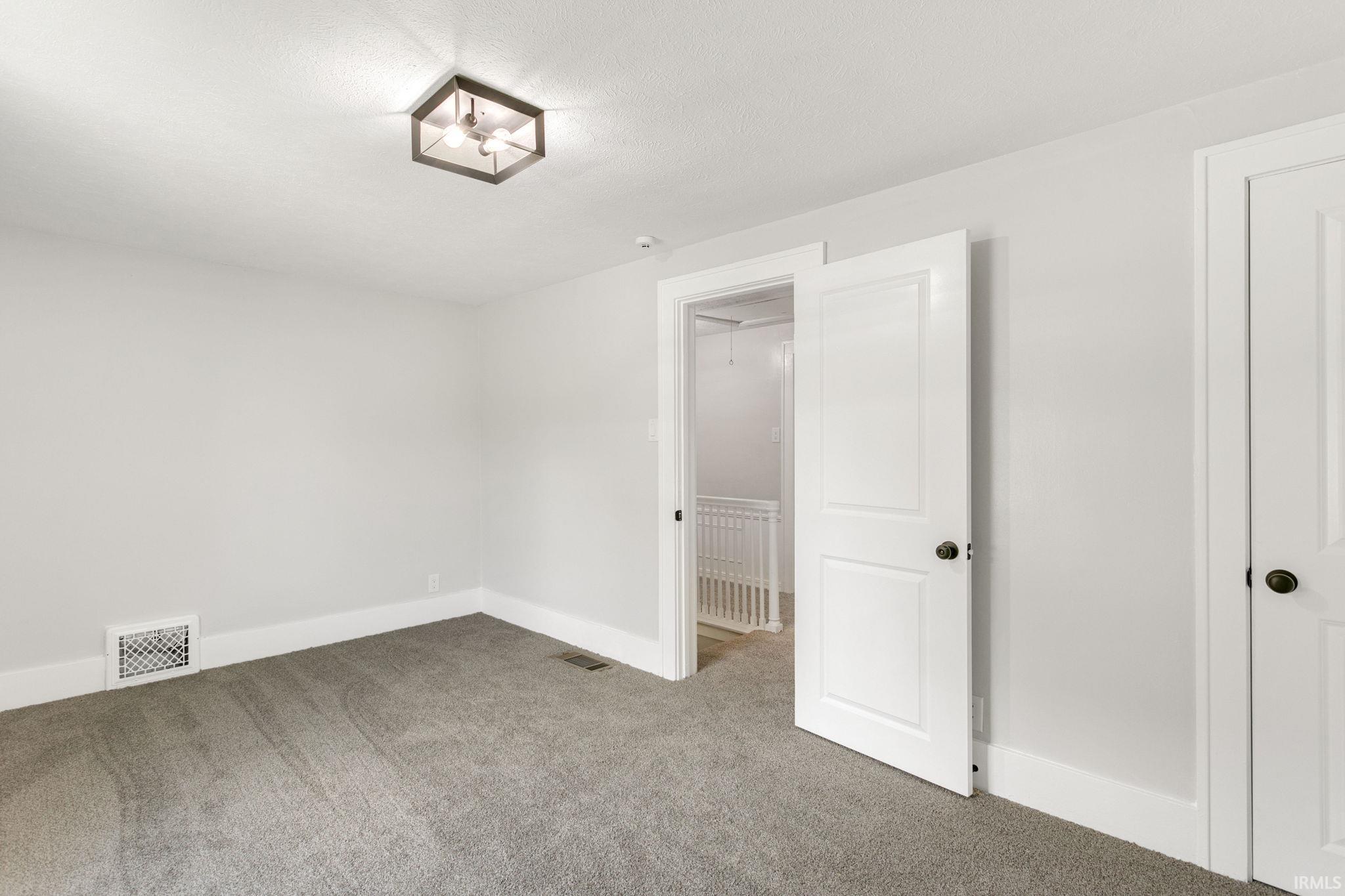 105 E Jennings Avenue South Bend IN 46614