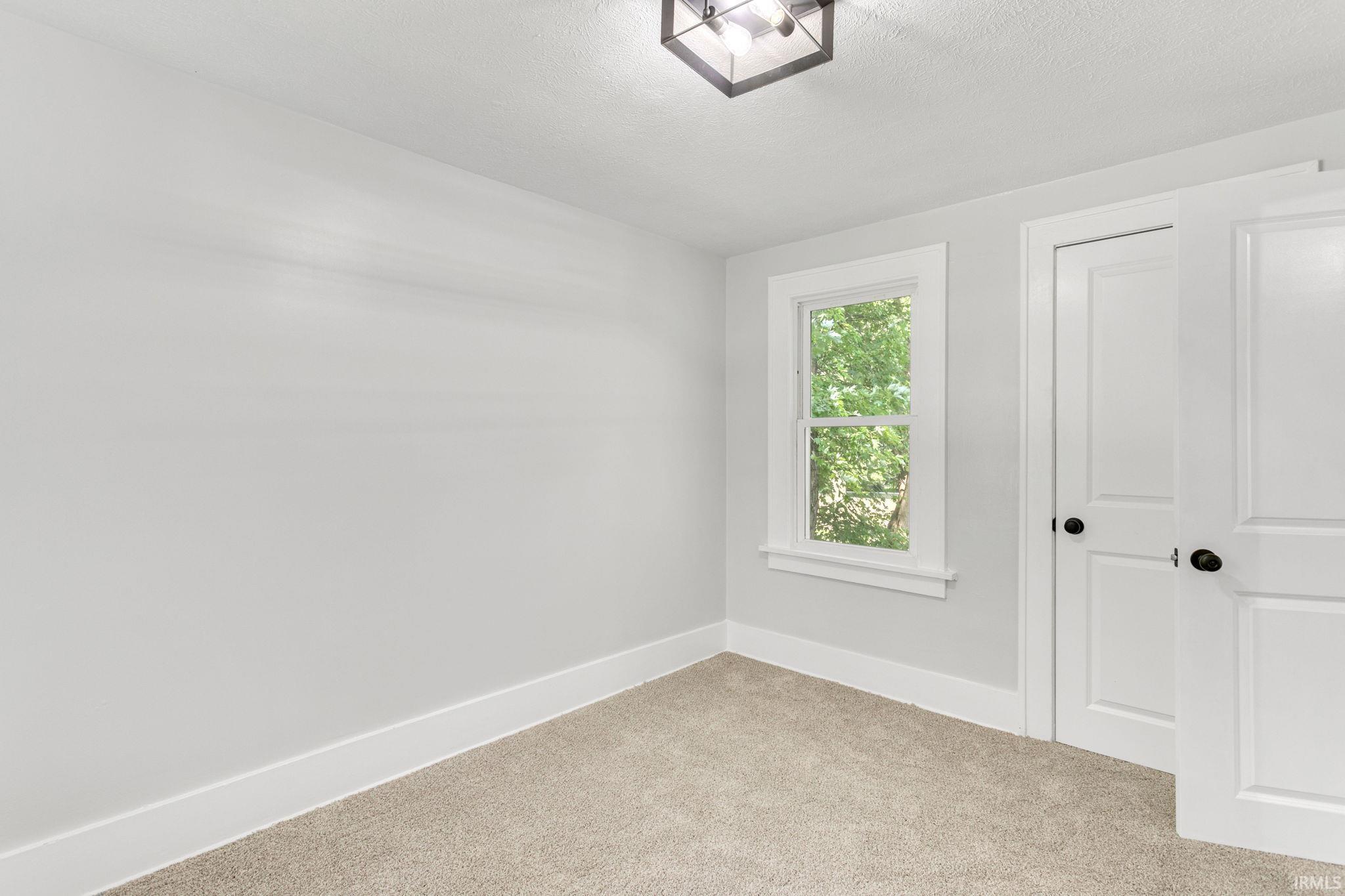 105 E Jennings Avenue South Bend IN 46614