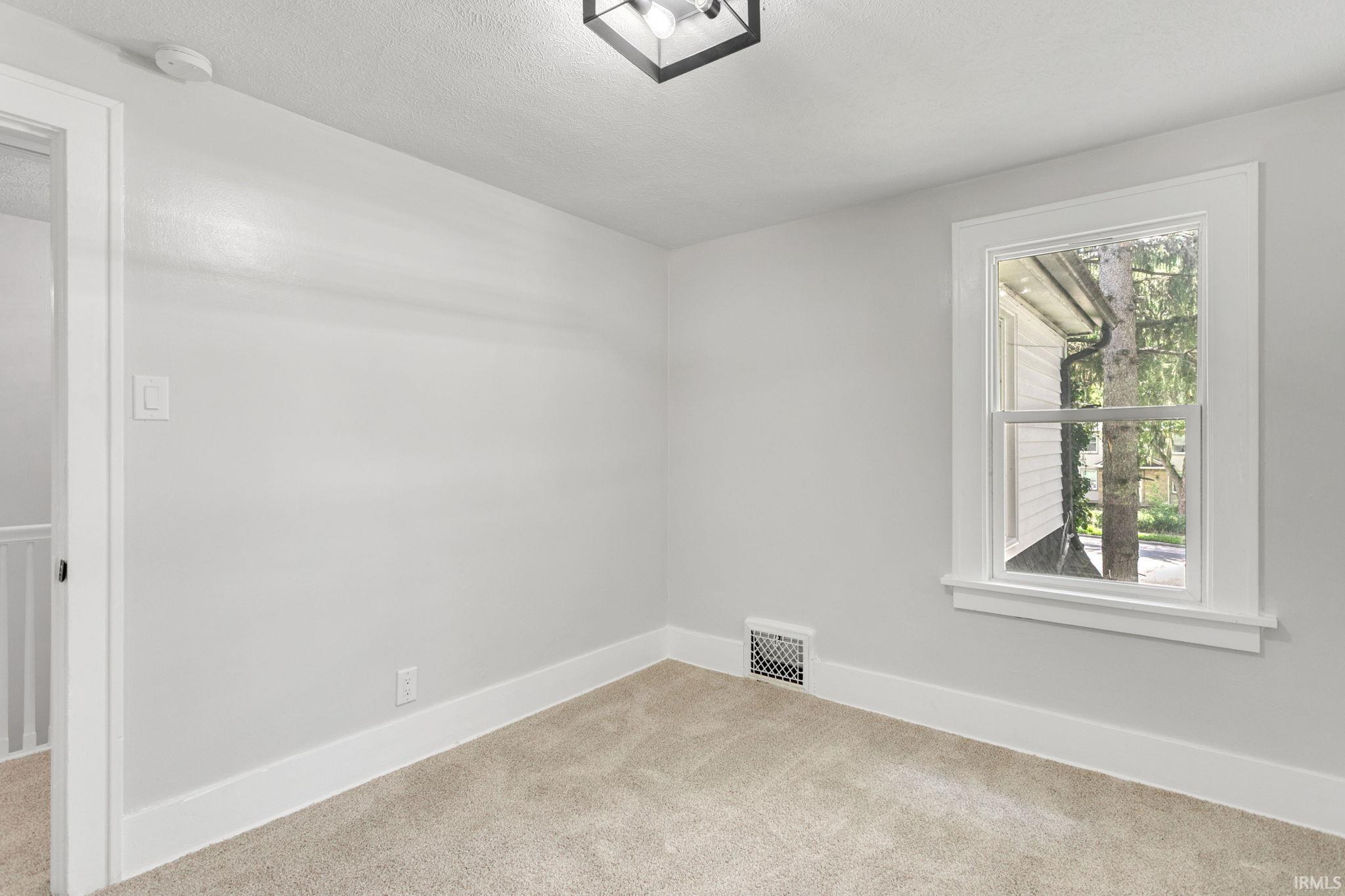105 E Jennings Avenue South Bend IN 46614