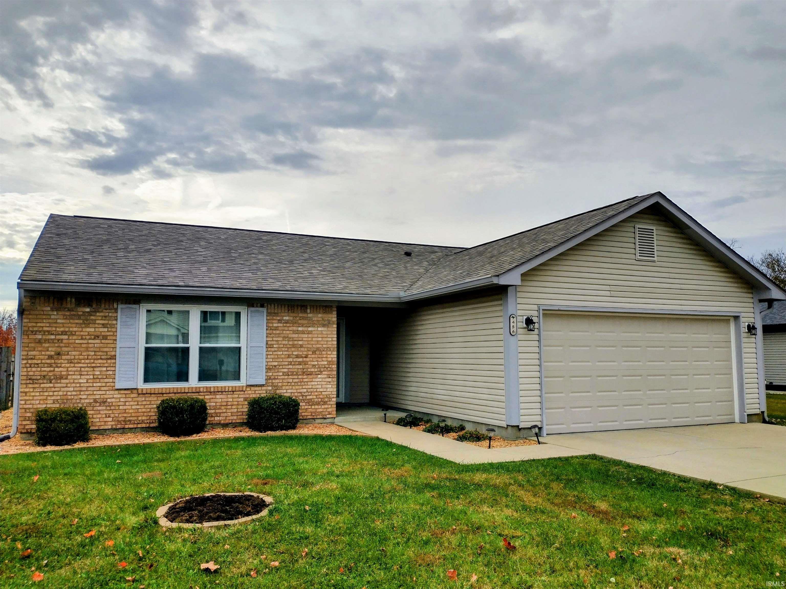 456 S Bay Hill Court Bloomington IN 47403