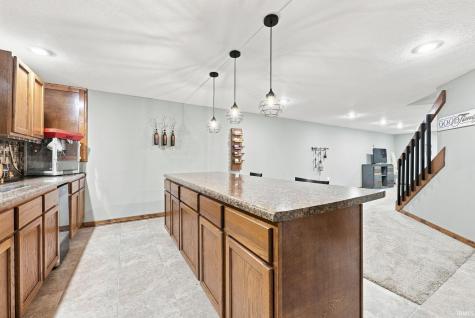 1817 Woodland Lake Pass Fort Wayne IN 46825