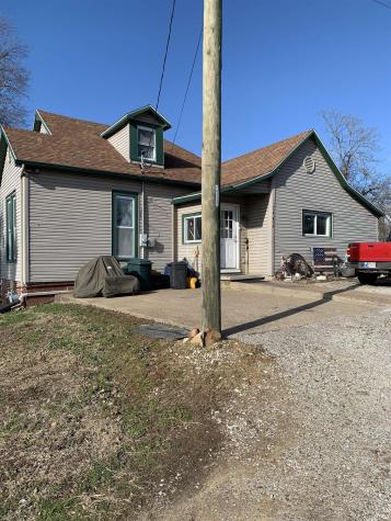 118 North Main Street Chrisney IN 47611