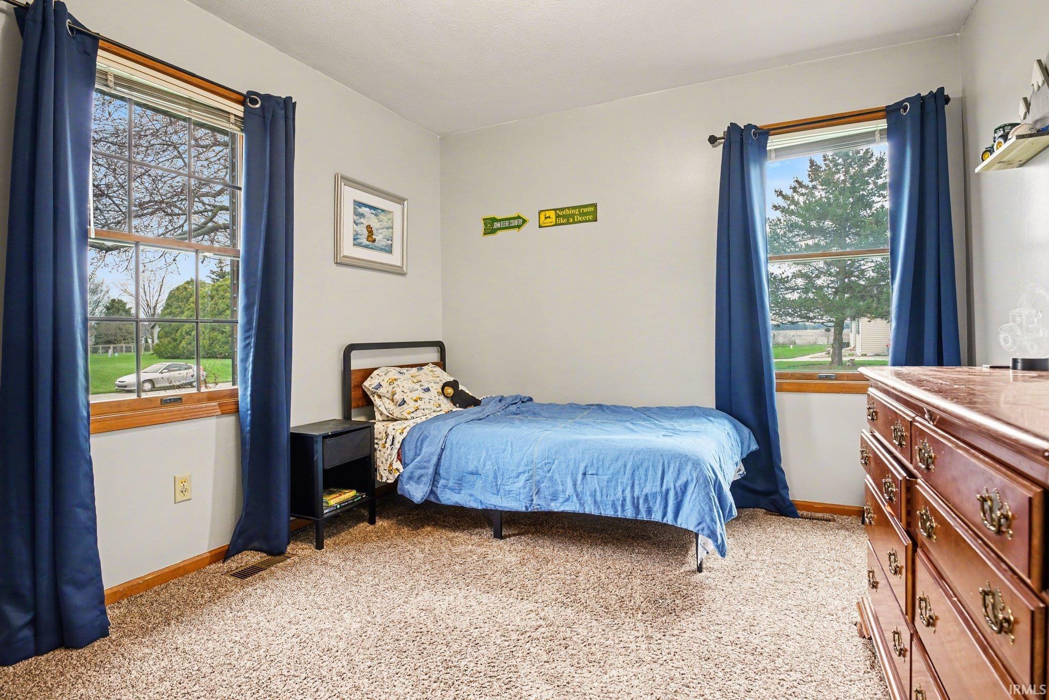 17556 Shannon Avenue Goshen IN 46526