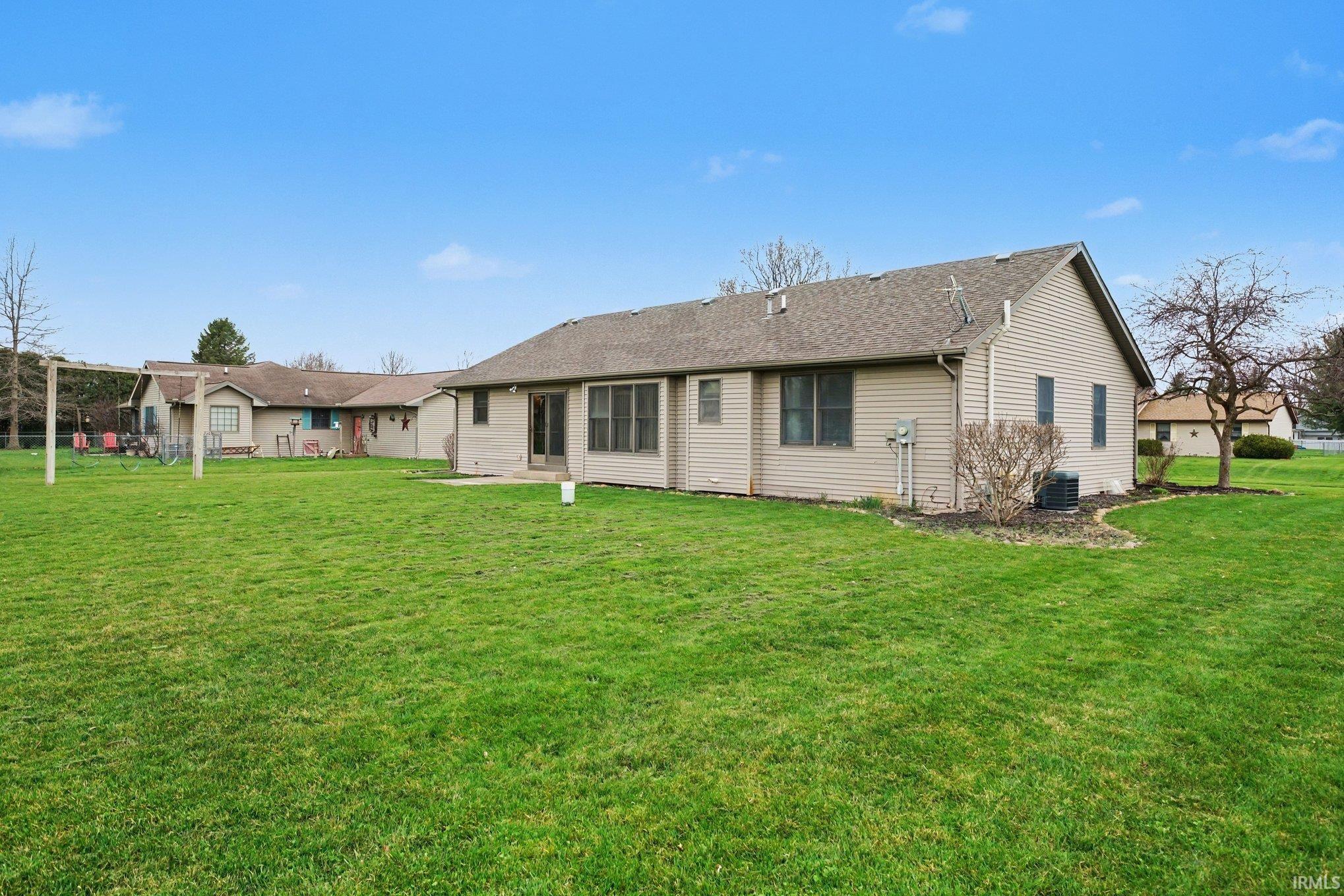 17556 Shannon Avenue Goshen IN 46526