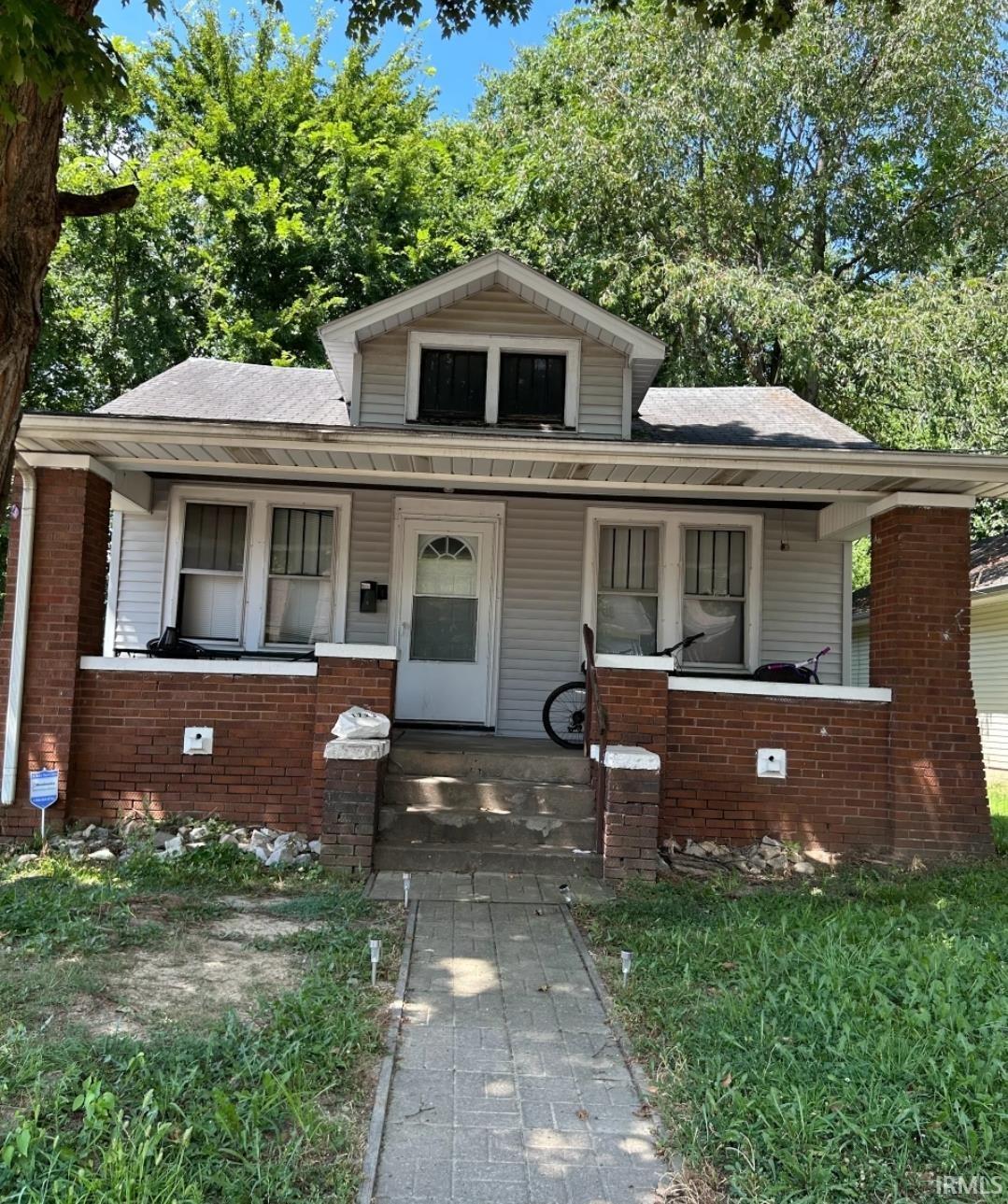 1723 S Bedford Avenue Evansville IN 47713