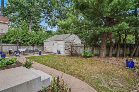 1711 E Lasalle Avenue South Bend IN 46617