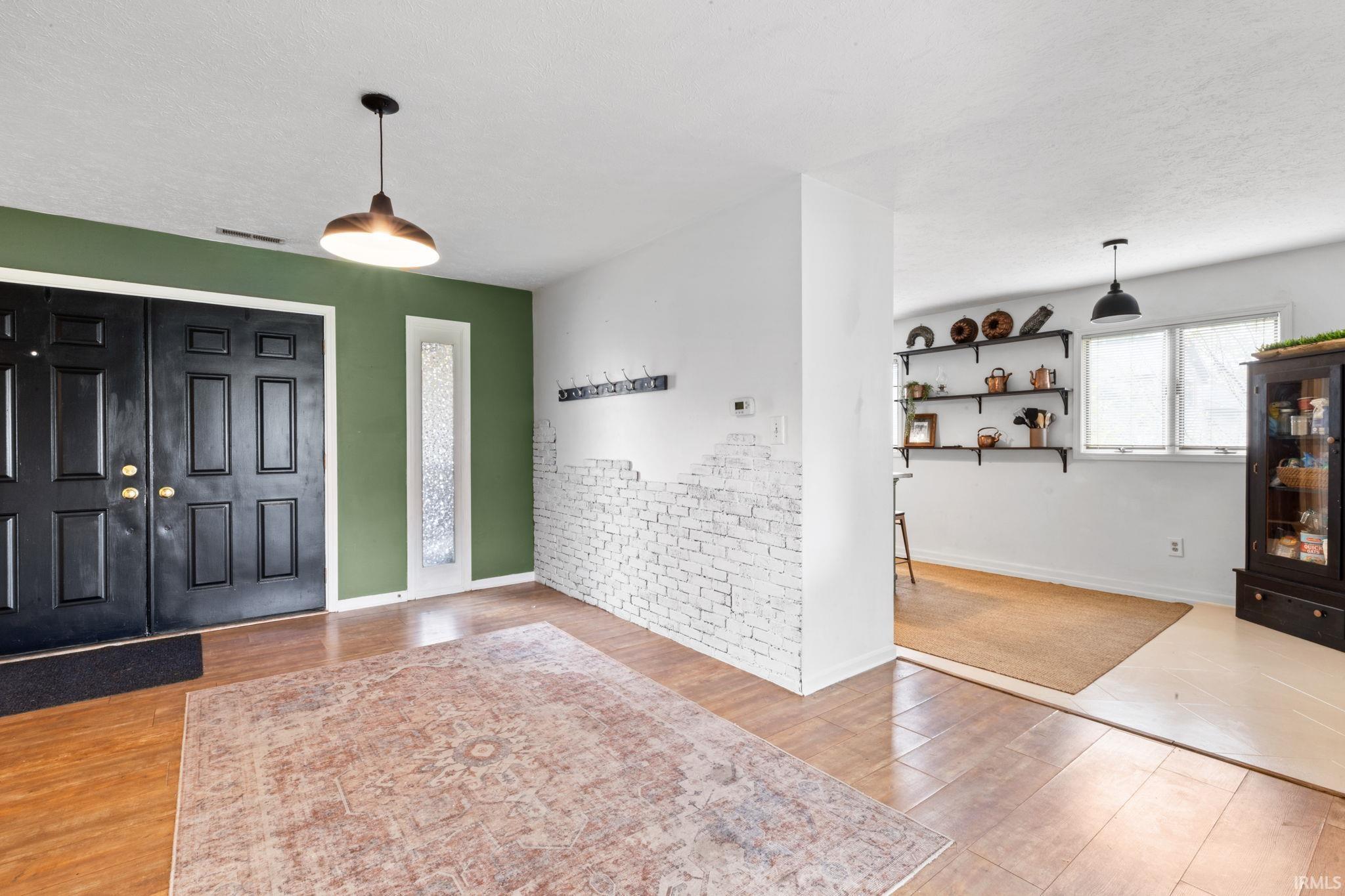 15363 Montecito Drive Granger IN 46530